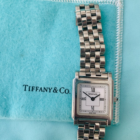 Authentic Tiffany & Co stainless steal, water proof iconic watch. - Picture 6 of 10